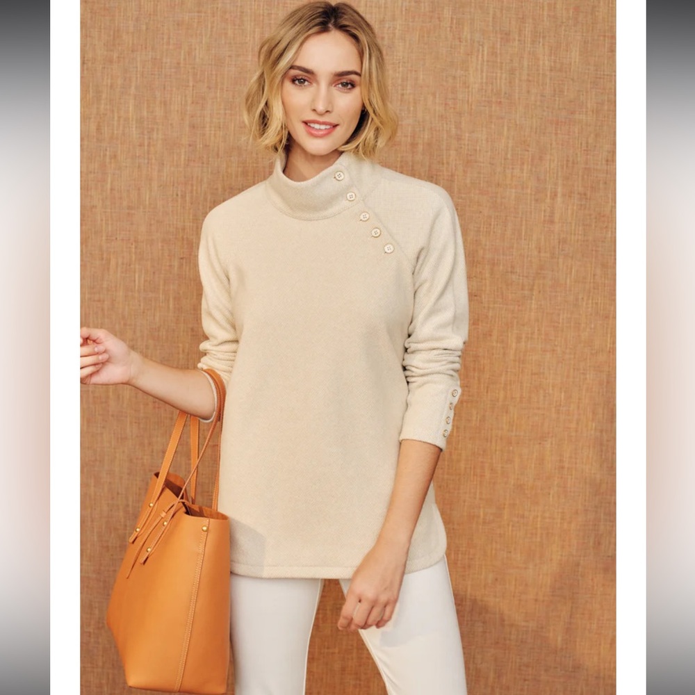 J. McLauglin Marisa Fleece Top Oatmeal/Cream Size Small Women's Button‎ Accent